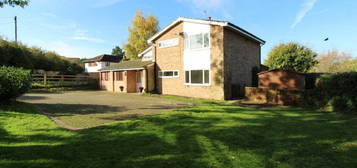 4 bedroom detached house