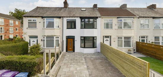 4 bedroom terraced house for sale