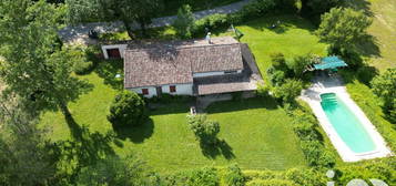 Maison 1 étage  à vendre, 7 pièces, 5 chambres, 155 m²