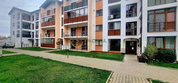 Apartament 2 camere Calea Cisnadiei et. 3 cu balcon, terasa,parcare