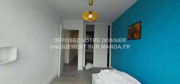 Location appartement 4 pièces 10 m²