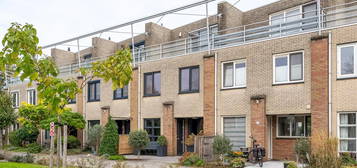 Lusthofstraat 56