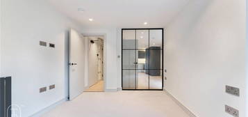 Flat for sale in Hoxton Street, London N1