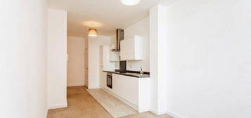 2 bed flat to rent