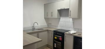 Flat to rent in Lord Street, Blackpool FY1