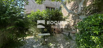 A Vendre, Appartement avec cour, Graissessac