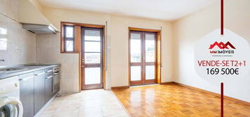 Apartamneto T2 | S. Mamede Infesta | Amial