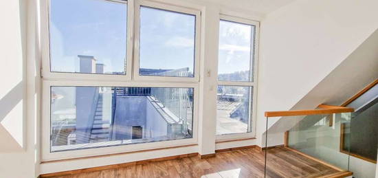 Helle Maisonette Dachgeschoss-Wohnung mit tollem Ausblick | inklusive Garage | Dachterrasse | 2 Gehminuten zur U3 Ottakring