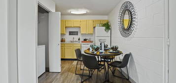 Phoenix Apts., El Paso, TX 79915