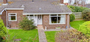 2 bedroom semi-detached bungalow for sale