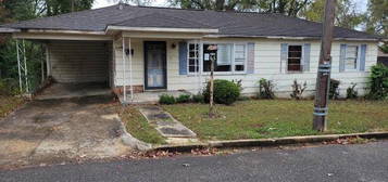 926 S 6th St, Gadsden, AL 35901