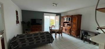 Appartement T2 - 2 pièces meublé (B74)