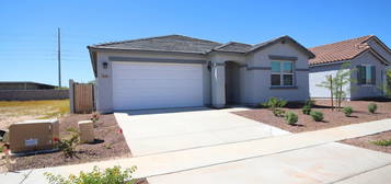 1135 E Meadowbrook Dr, Casa Grande, AZ 85122