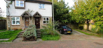 2 bedroom semi-detached house to rent