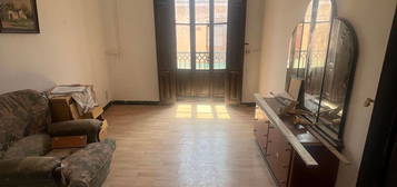 Piso en venta en calle Canonge