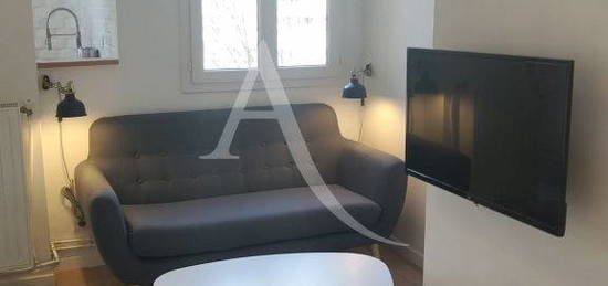 Paris XVIIIème Grand studio meublé 27 m²