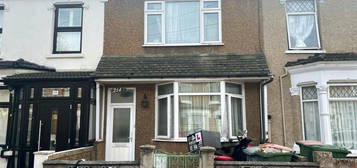 3 bedroom terraced house for sale