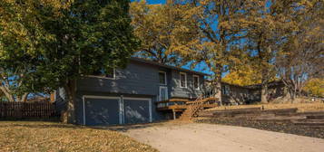 1001 S  15th St, Clear Lake, IA 50428