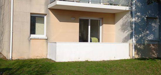 Particilier loue appartement T2 de 64,60 m2 + balcon de 5,96 m2c