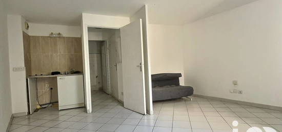 Studio  à vendre, 1 pièce, 25 m², Étage 2/3