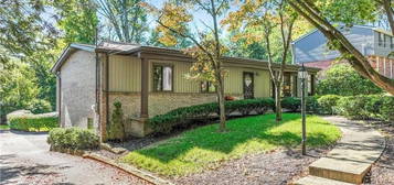 464 Sharon Rd, Coraopolis, PA 15108