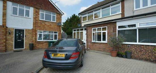 3 bedroom end of terrace house