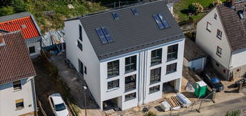 Neubau Doppelhaushälfte in Wiesbaden, Naurod mit PV Anlage