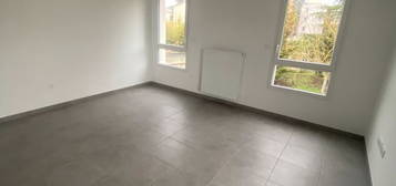 T2 de 42 m², avec balcon et parking quartier Croix Daurade