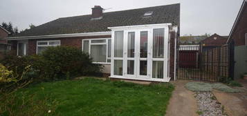 2 bedroom semi-detached bungalow for sale