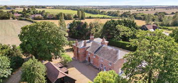 7 bedroom country house for sale