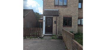 1 bed semi-detached house to rent