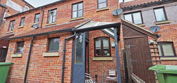 2 bedroom terraced house