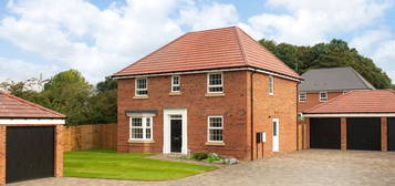 4 bed detached house for sale