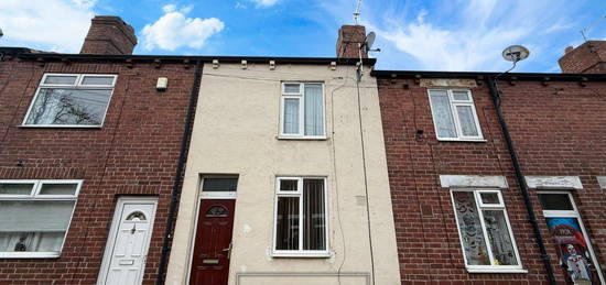 Property to rent in Cannon Street, Castleford WF10