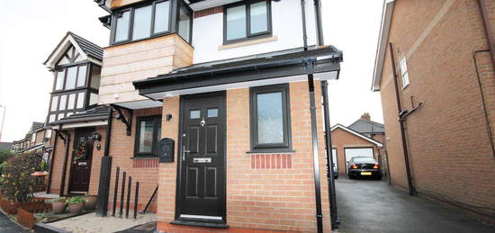 Semi-detached house to rent in Bradgreen Road, Monton, Manchester M30