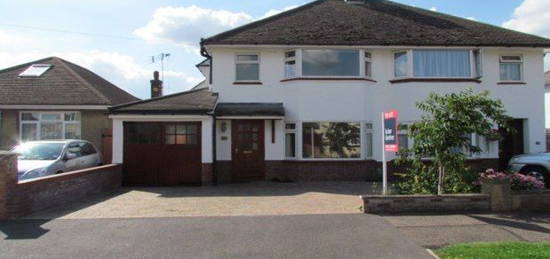 3 bed property to rent