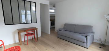 Studio meublé  à louer, 1 pièce, 30 m²