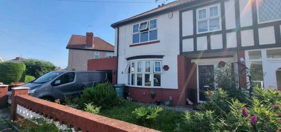 3 bedroom semi-detached house for sale