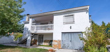 Casa o chalet independiente en venta en calle Río Esla