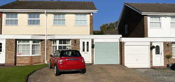 2 bedroom semi-detached house for sale