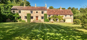 5 bedroom country house for sale