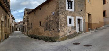 Casa de pueblo en venta en Bernuy de Porreros