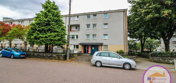 2 bedroom maisonette