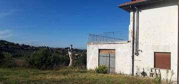 Casa indipendente in vendita a Montegridolfo