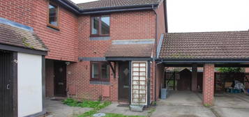 End terrace house to rent in Gibson Close, Abingdon OX14