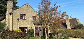 4 bed detached house for sale