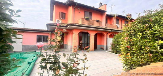 Villa a schiera Campospinoso [Cod. rif 3188606VRG]