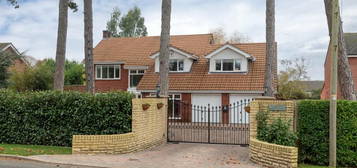 5 bedroom detached house for sale