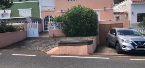 Casa adosada en Carretera de los Castillos