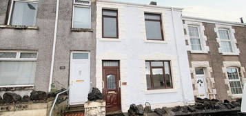 2 bed terraced house for sale